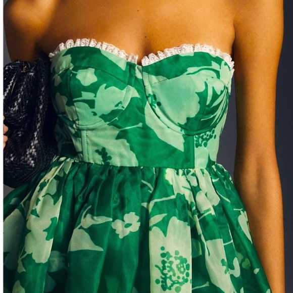 Green Selkie Dress - Picture 3 of 6